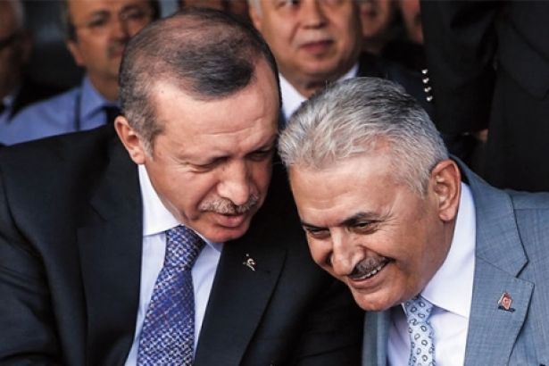 Önce yalan söyledi, şimdi ‘paralel’e çevirdi