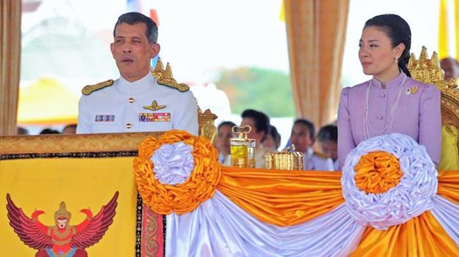 Tayland yeni kralını ilan etti: 64 yaşındaki Veliaht Prensi Maha Vajiralongkorn kral oldu