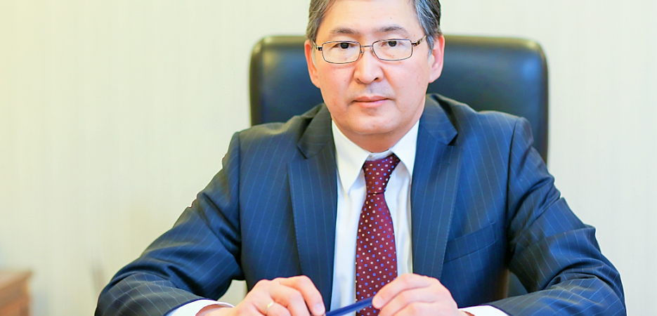 Kazak Bakandan Türk Liselerine takdir: KTL’lerin farkı, öğretmenlerinin kalitesidir.