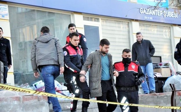 Kimse Yok Mu Derneği’ni yağmaladılar
