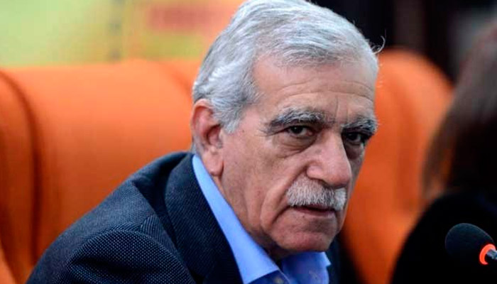 Ahmet Türk, kelepçeli muayeneyi reddettiği için hastaneye götürülmüyor!