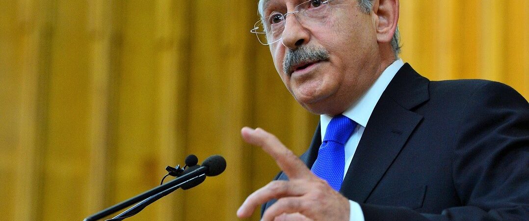 Kılıçdaroğlu: Bir diktatöre bağlı, darbeciyi güven altına alan değişikliği yapmak istiyorlar