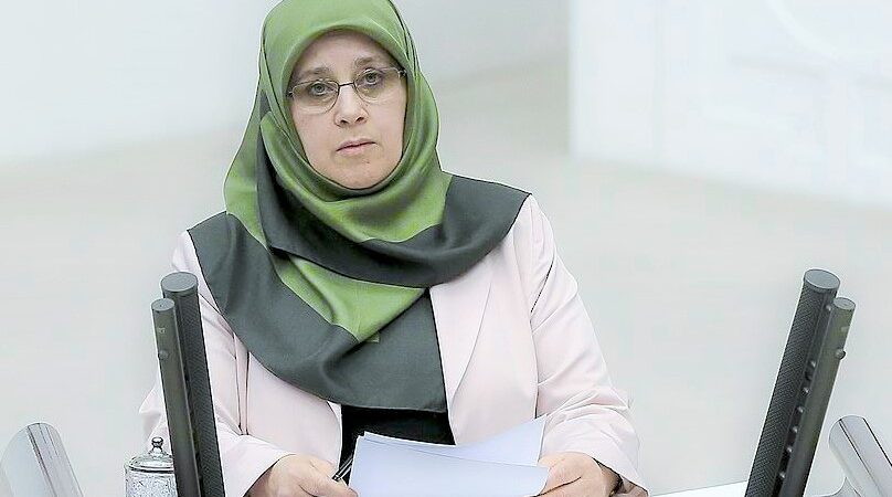 MİLLETVEKİLİ HÜDA KAYA: ÜMRANİYE’DE İMAM, “HDP’LİLER KAFİR; ÖLDÜRÜLMELERİ VACİP” VAAZI VERDİ