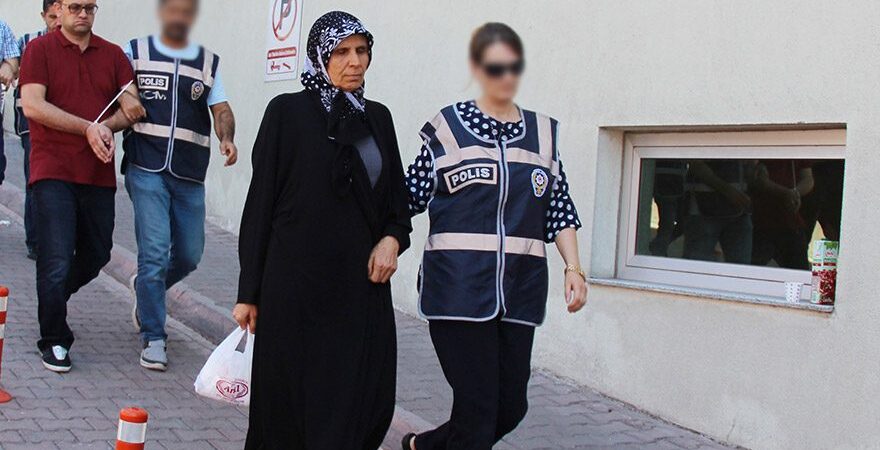 Hem Türk hükümeti hem de NATO tarafından satıldık