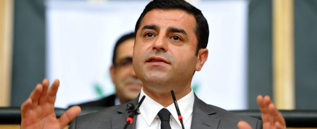 Demirtaş kendini tutuklayan hakim için: Yerinde olmak  istemezdim, Ya o, ya biz tutuklanacaktık