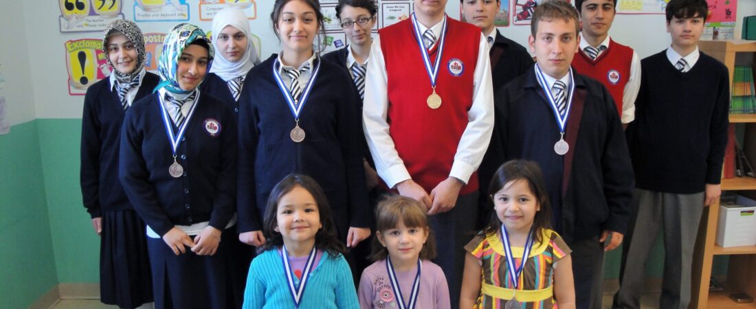 Toronto Türk Okulu’ndan büyük başarı: Kanada’da 2900 okulu geride bırakarak birinci oldu
