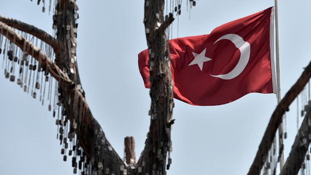 EŞİM 2 YIL ÖNCE ŞEHİT OLDU AMA…