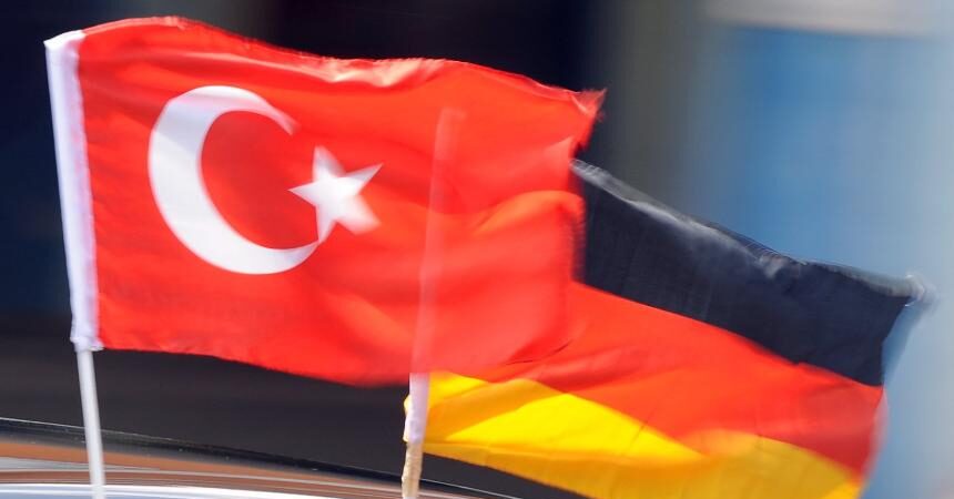Türk Büyükelçi Alman Dışişlerine çağrıldı