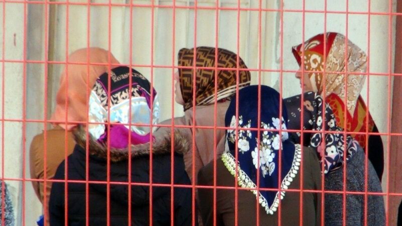 AKP Saray Hükümeti’nden bir zulüm daha: Cezaevi girişinde 28 günlük bebeğiyle tutuklandı