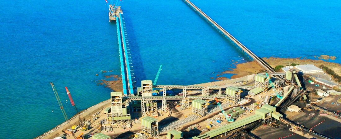 Avustralya’da kasırga, 190 milyon ton kömür ihracat kapasiteli limanı kapattırdı