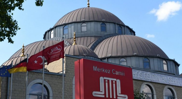 İmamların casusluk belgeleri ortaya çıktı