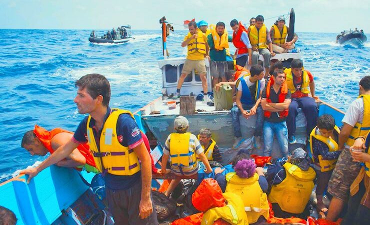 Federal Hükümet’ten, teknelerle gelen 2.500 mültecinin ödeneğini kesme planı