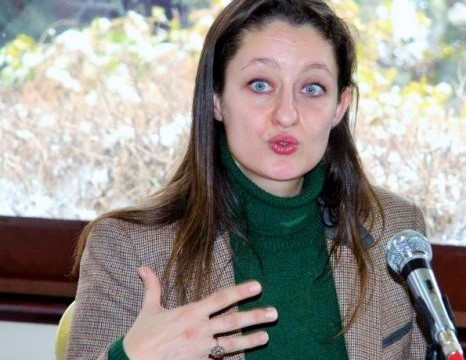 CHP Milletvekili Pavey: OHAL cezaevlerinde çıplak arama olağanlaştı, darp, hakaret ve işkence artık  gizlenmiyor