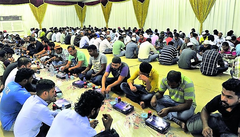 Victoria İslam Konseyi’nden öğrencilere iftar