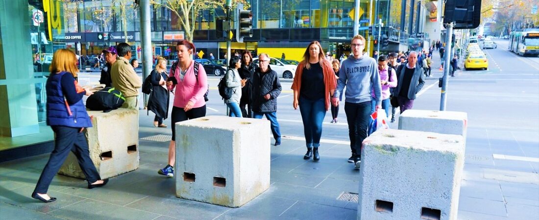 Melbourne şehir merkezinde teröre karşı bariyerli tebdir