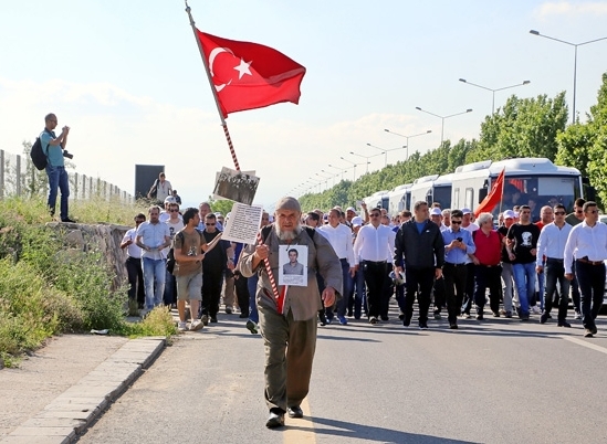 Erdoğan’a cevap: Yasaların verdiği hakkı kullanıyoruz, bunu lütuf olarak gören diktatördür