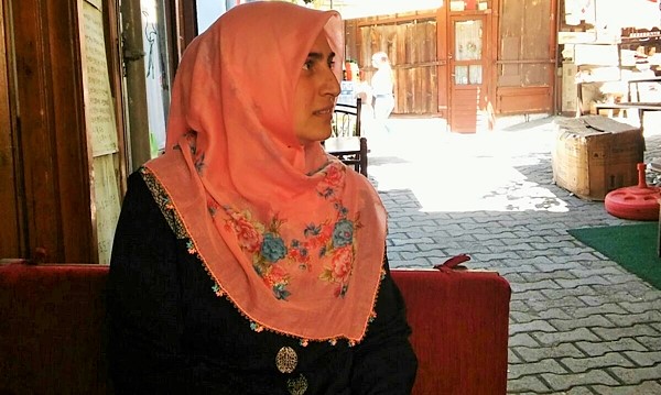 AKP’nin insanlık dışı zulmü devam ediyor: Hala tutuklu olan anne ikiz bebeklerini zindanda kaybetti, cenazeleri verilmiyor