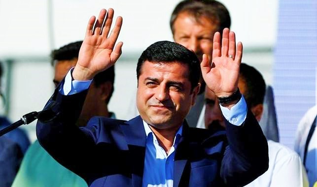 Demirtaş, ‘kelepçe’yi kabul etmeyince duruşmaya getirilmedi