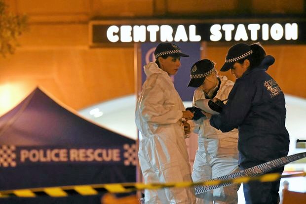 Polis, Sydney Merkez İstasyonu’nda bir kişiyi vurdu