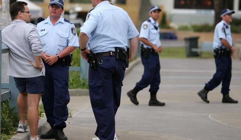 Sydney’ de araçlara asitli saldırı yapan şüpheli yakalandı