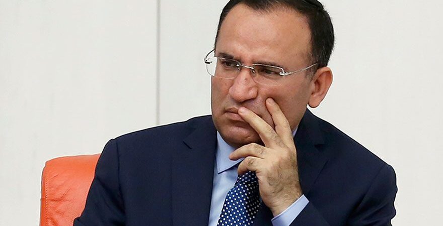 Utanmadan yalan söyleyen Bozdağ’dan açıklama: Tweet attı diye tutuklanan bir Allah’ın kulu var mı?