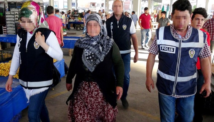 AKP POLİSİNDEN ÇARŞIDA PAZARDA ‘BYLOCK’ OPERASYONU: 27 GÖZALTI