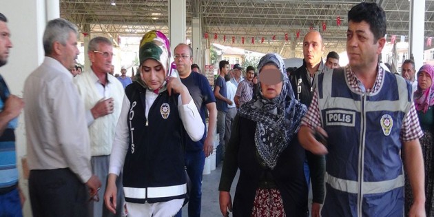 HSYK Başkanvekilinin yalanı: Gözaltı gerekçesini teyzeye söylemeyen polis, gazetecilerle paylaştı