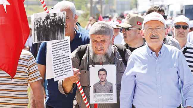 Veysel amca, Kılıçdaroğlu’ndan şafak vaktinde 57. Alay yürüyüşü