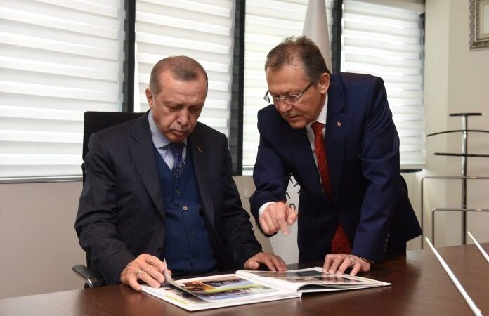 ‘İstifamı isterseniz, şirketlerden istediğiniz paraları açıklarım’