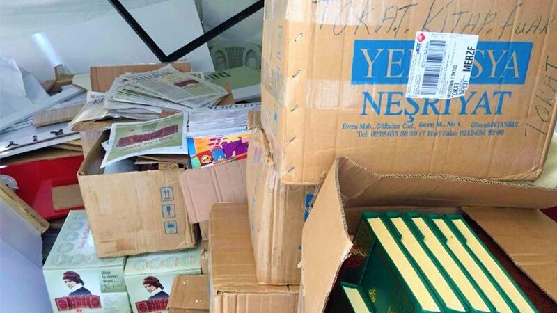 Yeni Asya,Tokat Kitap Fuarı’ndan çıkarıldı