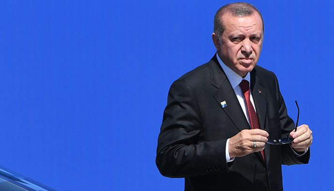 Aydınlık Yazarı: Erdoğan suikast korkusundan her gece farklı odada uyuyor’