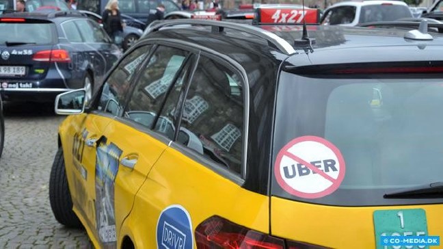 Uber’e karşı ilk adım: Taksiciler, Melbourne’de toplu mahkemeye gidiyor
