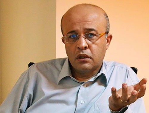 YAZAR AHMET TAKAN: AYM BAŞKANLIK REFERANDUMUNU İPTAL EDEBİLİR