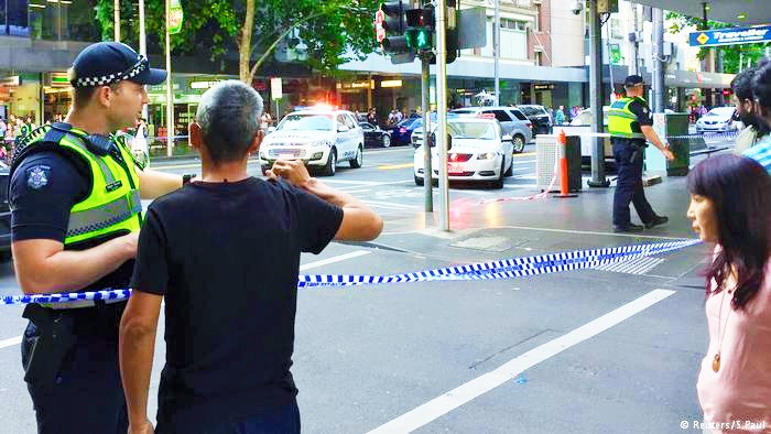 Melbourne’de araç kalabalığa daldı: Olay IŞİD ile benzerlik taşıyor