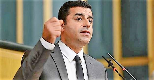 Demirtaş’tan sert tepki: Kefen giymeyi tercih edeceğiz