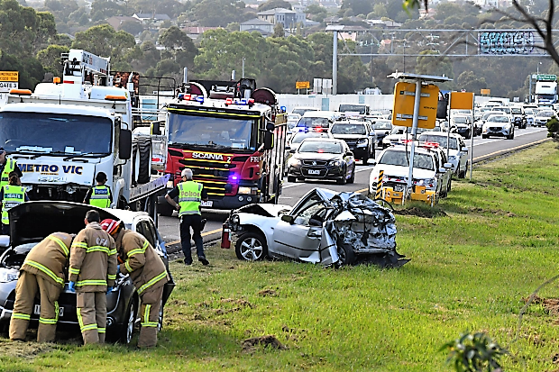 Victoria ve NSW’de meydana gelen trafik kazalarında 6 kişi öldü