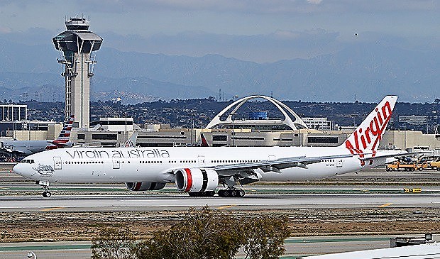 Virgin Australia uçağı piste çarptı yaralılar var