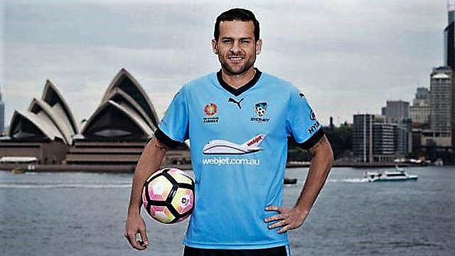 Eski Beşiktaşlı Brezilyalı forvet Bobo, Sydney’de parmak ısırtıyor
