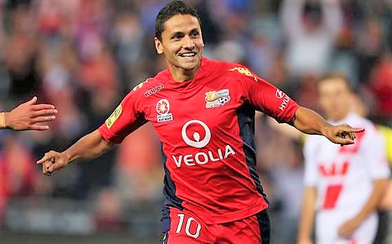 Galatasaray’ın eski oyuncusu Marcelo Carrusca Western Sydney Wanderers’e transfer oldu.