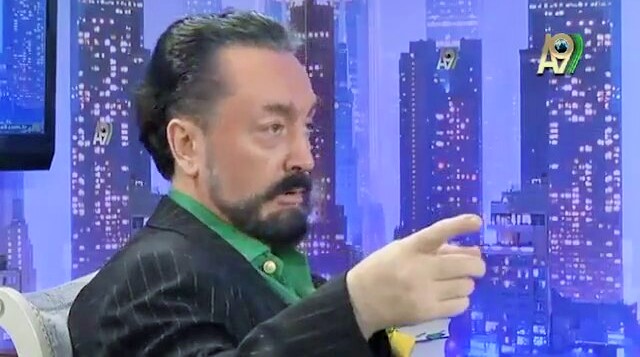 Diyanet Adnan Oktar’ın Kanalı kapatılsın: Kadın müritleri Erdoğan arşivini açtı