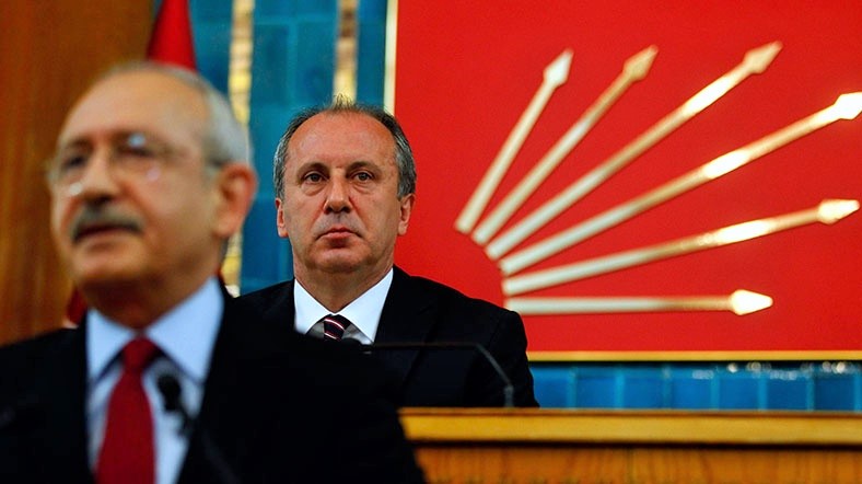 CHP’de olaylı kurultay: Kılıçdaroğlu yeniden genel başkan