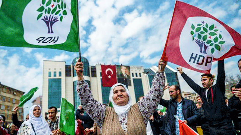 Demirtaş’tan kongreye mesaj: HDP’yi dizayn etmeye çalışanlara haddi bildirildi