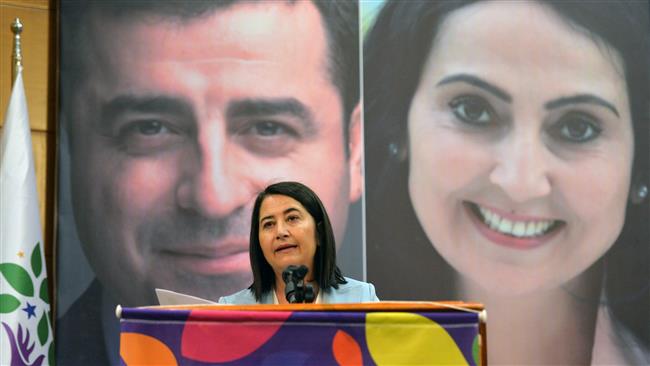 Gözaltına alınan HDP’li Kemalbay, açlık grevine başladı