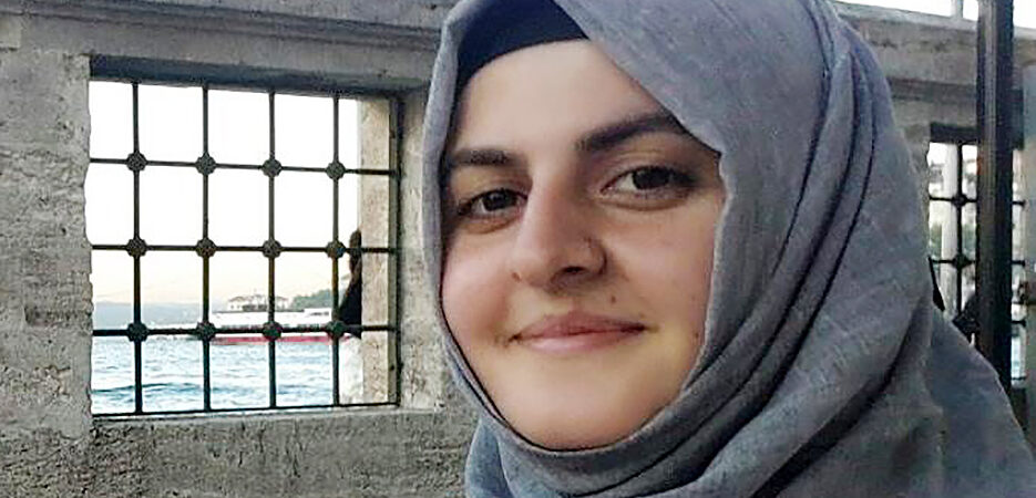Gözyaşları sel oldu: Tahliye olan Yeni Asya muhabiri Nur, hapishanedeki çocukları anlattı.
