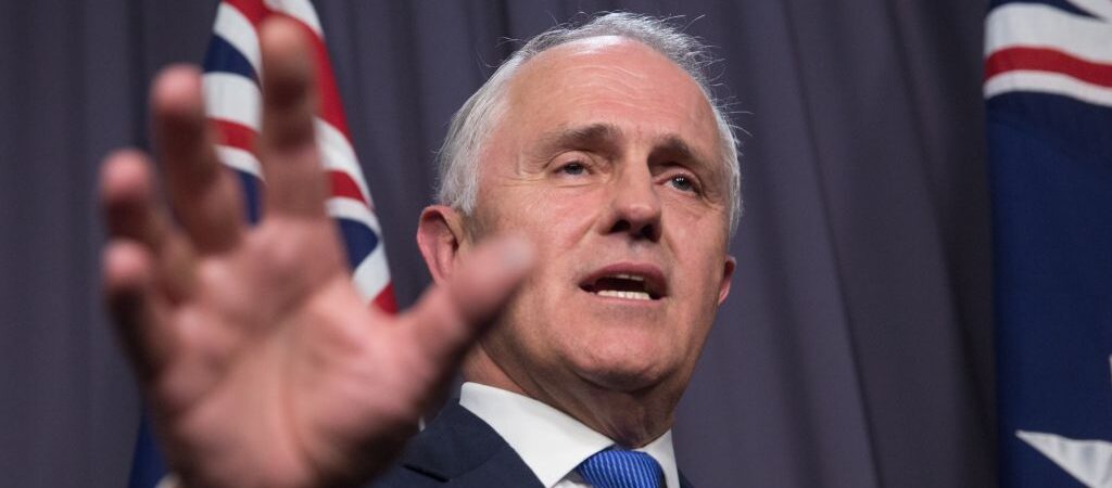Başbakan Turnbull, şiddete karşı herkesi duyarlı olmaya çağırdı