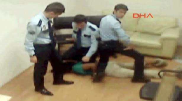 Hakimi gözaltına alırken ağzına silah sokup darp etmişler!
