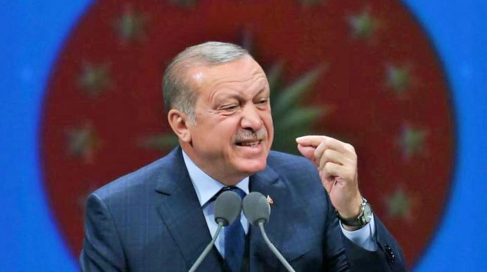 Yazar Aydın Engin: Yav bir de diktatör olaydın ne yapardın acep?