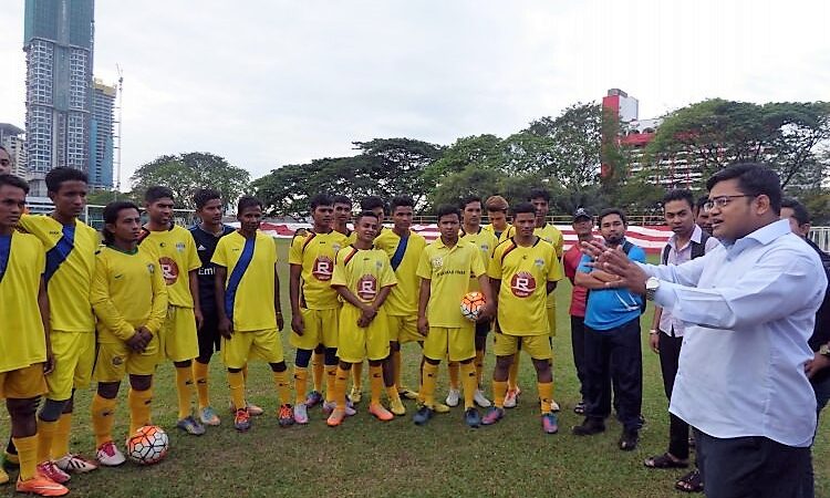 Rohingya Futbol Kulübü, Arakanlı Müslümanların sesini dünyaya duyuracak.