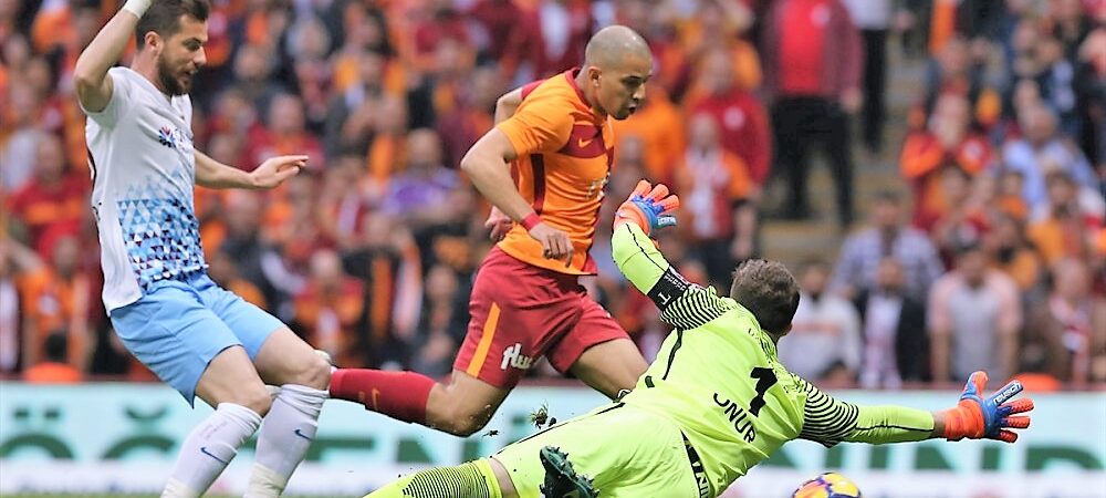 Galatasaray şampiyonluk yürüyüşüne devam ediyor.