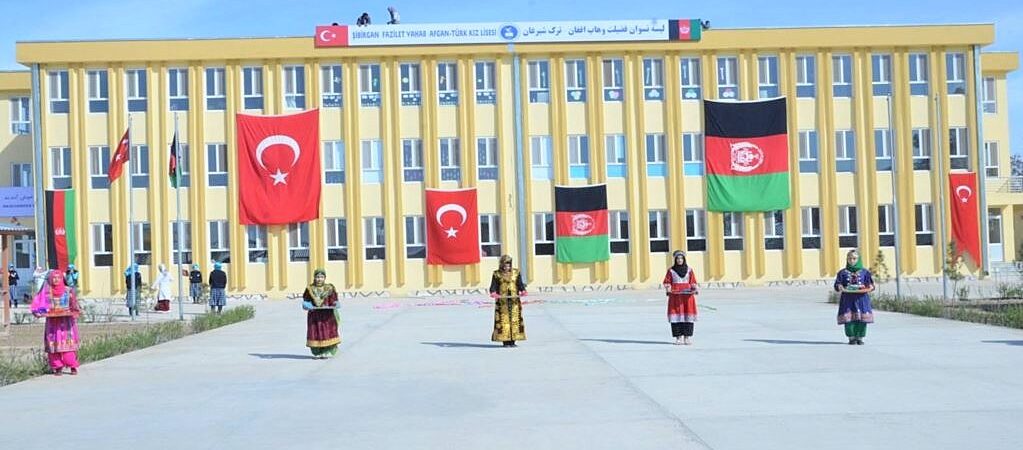 Afgan Türk Okulları velilerinden Türkiye’ye tepki: Okulları işgal edemezsiniz, evlatlarımızın geleceğine zarar vermenize izin vermeyeceğiz